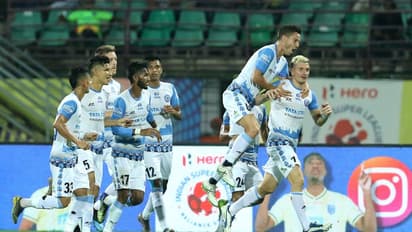 ISL 2020-21: Aniket Jadhav's sole strike allows Jamshedpur FC to end NorthEast United's unbeaten run