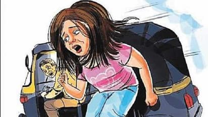 ஆட்டோவில் ஏறிய டிப்டாப் பெண்...!! குறுக்கு சந்திற்கு கூட்டிட்டுப்போய் கீழே தள்ளி..!! புரட்டி எடுத்த வெறிச்செயல்..!!