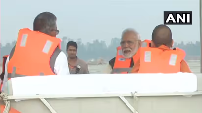 कितनी साफ हुई गंगा, अधिकारियों संग मैराथन बैठक में PM मोदी ने जाना हाल, CM योगी संग किया सैर