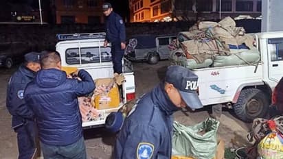 കഴുതപ്പുറത്ത് ഭൂട്ടാന് അതിര്ത്തി വഴി ഇന്ത്യയിലേക്ക് സെക്സ് ടോയ്സ് കടത്ത്: ആറ് പേര് അറസ്റ്റില്