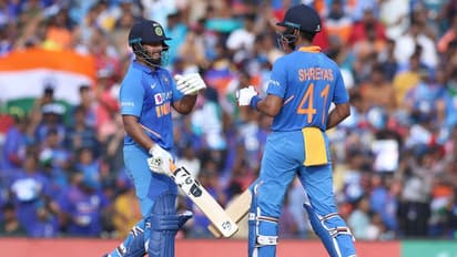 ಮೊದಲ ಏಕದಿನ: ವೆಸ್ಟ್ ಇಂಡೀಸ್ಗೆ ಸ್ಪರ್ಧಾತ್ಮಕ ಗುರಿ ನೀಡಿದ ಭಾರತ!