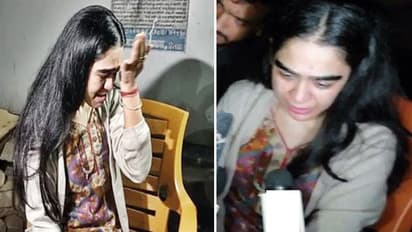 सड़क पर रोती रहीं लालू की बहू ऐश्वर्या, कहा-राबड़ी मुझे खाना नहीं देती, धक्का देकर निकाला बाहर