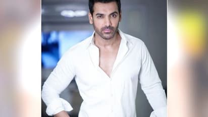 ৪৭-এ পা দিলেন হ্যান্ডসাম হাঙ্ক জন, জন্মদিনে জেনে নিন না জানা কিছু তথ্য