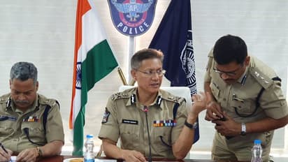 కరెన్సీతో కరోనా వైరస్ వ్యాప్తి: ఏపీ డీజీపీ గౌతమ్ సవాంగ్ వివరణ ఇదీ...