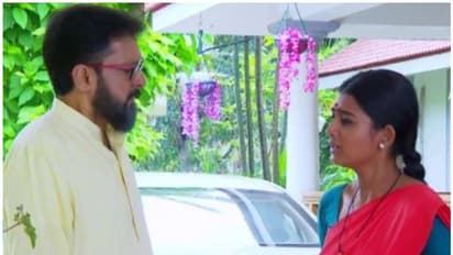 കുറ്റങ്ങള്‍ സ്വയം ഏറ്റെടുത്ത് കസ്‍തൂരി; നീലക്കുയില്‍ റിവ്യു