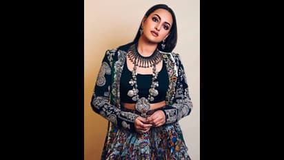 மத்திய அரசுக்கு எதிராக ரஜினி பட நாயகி... போராட்டதிற்கு  அறைகூவல்..!!  அதிர்ச்சியில் அமித்ஷா. மோடி...!!!