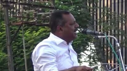 குடியுரிமை சட்டத்தை அமல் படுத்தினால் கர்நாடகாவே பற்றி எரியும் !!  முன்னாள் அமைச்சரின் சர்ச்சைப் பேச்சு !!