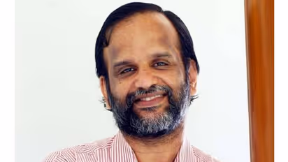 ഡോ. വി.പി. ഗംഗാധരന് റിയാദിൽ നിന്ന് ‘കാരുണ്യസ്പർശം പുരസ്കാരം’