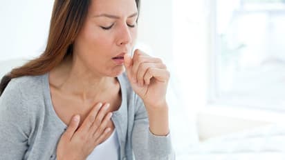 ന്യുമോണിയ അപകടകാരിയാണ്; ശ്രദ്ധിക്കേണ്ട 5 കാര്യങ്ങൾ