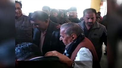 सपा संरक्षक मुलायम सिंह यादव की तबीयत बिगड़ी, सिविल अस्पताल में किए गए भर्ती