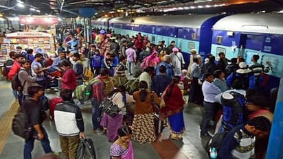 ఇండియన్ రైల్వే గుడ్ న్యూస్...రైలు టికెట్ల పై భారీ తగ్గింపు