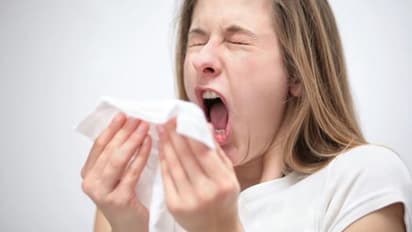 തുമ്മല് ഒരു പ്രശ്നക്കാരനല്ല, ആദ്യം പ്രതിരോധിക്കേണ്ടത് അലർജി