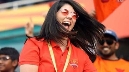 RCB ಗರ್ಲ್ ಹಿಂದಿಕ್ಕಿ ಹುಡುಗರ ನಿದ್ದೆ ಕದ್ದ  ಸನ್ ರೈಸರ್ಸ್ ಸುಂದರಿ, ಯಾರೀಕೆ?