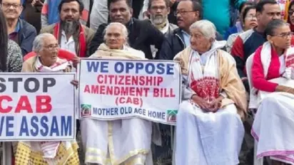 குடியுரிமை திருத்தச் சட்டத்திற்கு எதிர்ப்பு !! ராஜினாமா செய்யும் 12 பாஜக எம்எல்ஏ.க்கள்… அதிர்ச்சியில் அமித்ஷா !!