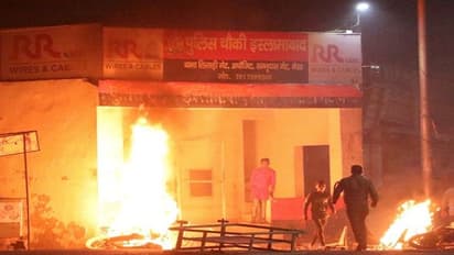 यूपी में हालात बेकाबू, हिंसा में 11 लोगों की गई जान