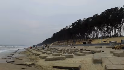 সমুদ্রের গর্জনেও গভীর নিস্তব্ধতা, পর্যটক  শূন্য় দিঘায় আজ বেকারত্বের হাহাকার