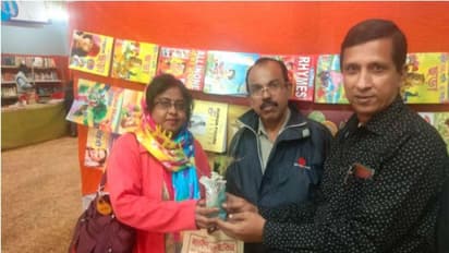 বই কিনলেই গাছ ফ্রি, বইমেলায় এসে অবাক ক্রেতারা