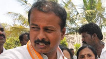 ತಾಲಿಬಾನ್ಗೂ ಆರ್ಎಸ್ಎಸ್ಗೂ ಹೋಲಿಕೆ : ಹೇಳಿಕೆಗೆ ಬದ್ಧ ಎಂದ ಧ್ರುವನಾರಾಯಣ್