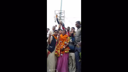 झारखंड चुनाव में बड़ा चेहरा बन सकती है ये लड़की, जज्बा देख राहुल को भी आना पड़ा था रैली करने