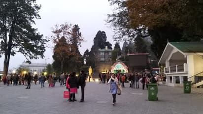 শীতের ভ্রমণ তালিকায় রাখুন দার্জিলিং, জেনে নিন সেরা দশ কারণ