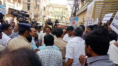 కేబినెట్ భేటీ, ఆ రోజు ఆందోళనలొద్దు: రాజధాని రైతులకు పోలీసుల నోటీసులు