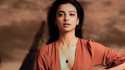 அவர்கள் என்னை நிர்வாணமாக பார்க்க விரும்பினர்..!! ரஜனி பட கதாநாயகி பகீர் வாக்குமூலம்..!!