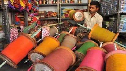 পাঞ্জা কষছে মাঞ্জা, শহরে চিনা ঘুড়ির সুতোয় প্রথম বলি স্কুটার চালক