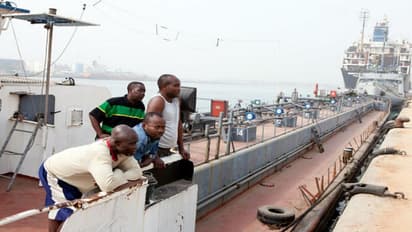 জলদস্যুদের হাত থেকে অবশেষে মিলল মুক্তি, রেহাই পেলেন ১৮ জন ভারতীয়