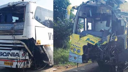 இரு சொகுசு பேருந்துகள் பயங்கர மோதல்..! 15 பயணிகள் படுகாயம்..!