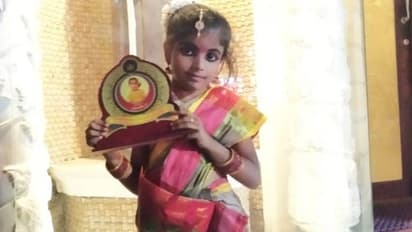 ക്രിസ്മസ് ആഘോഷത്തില് നൃത്തച്ചുവടുകളുമായി ഭിന്നശേഷിക്കാരിയായ ധാരിക