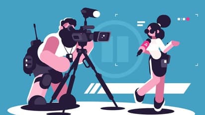 குமுதம் ரிப்போர்ட்டர்  நிருபர்  அமைச்சர்  ஆட்களால் தாக்கப்பட்டாரா..??