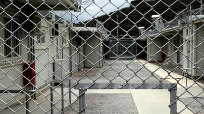 डिटेंशन सेंटर होते क्या हैं? चीन में यहां बंद लोगों को ऐसे किया जाता है टॉर्चर