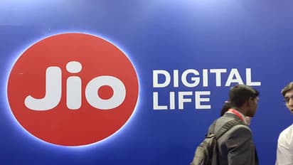 जियो में 168 रुपये के मासिक चार्ज से आप उठा सकते हैं ये सारे फायदे, जानिए कैसे?