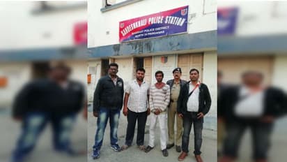 ঘরে ফিরল যুবক, তেলেঙ্গানার পরিবারকে বড়দিনের উপহার দিল বাংলার পুলিশ