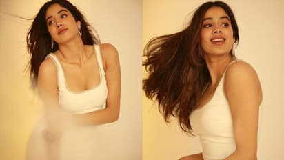 అందంలో అమ్మని మించిపోయింది.. జాన్వీ కపూర్ ఫోటోలు!