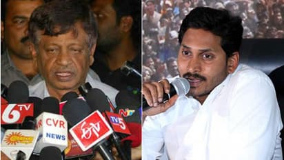 రాజధానా, ప్రత్యేక రాష్ట్రమా.. తేల్చుకోండి: జగన్కు గ్రేటర్ రాయలసీమ నేతల లేఖ