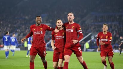 കൊവിഡ് 19: ഇംഗ്ലീഷ് പ്രീമിയര് ലീഗിലും പ്രതിഫലം വെട്ടിക്കുറക്കാനൊരുങ്ങി ടീമുകള്