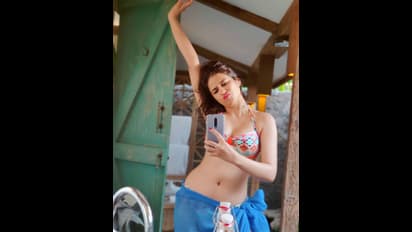 మతిపోగొట్టేలా బికినీలో హాట్ బ్యూటీ .. ఫొటోస్ వైరల్