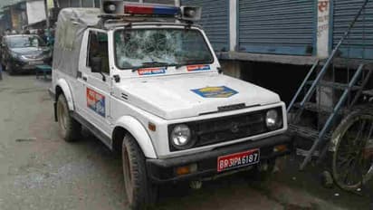 ಕಾಲ್ ಬ್ಲಾಕ್ ಮಾಡಿದ ಗರ್ಲ್ಫ್ರೆಂಡ್, 265 ಕಿ.ಮೀ ತೆರಳಿ ಪೆಟ್ರೋಲ್ ಸುರಿದು ಕಾಲೇಜಿನಲ್ಲಿ ಹೈಡ್ರಾಮ!