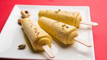 హాట్ సమ్మర్ లో...కూల్ కూల్ బెల్లం-బాదం కుల్ఫీ..