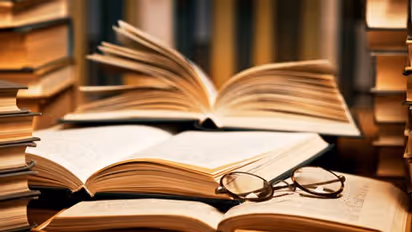 ಈ ವರ್ಷ ವಿವಾದದ ಬಿರುಗಾಳಿ ಎಬ್ಬಿಸಿದ ಆತ್ಮಚರಿತ್ರೆಗಳು