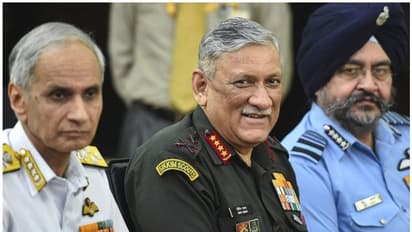 ചീഫ് ഓഫ് ഡിഫൻസ് സ്റ്റാഫിന്‍റെ പ്രായപരിധി നിശ്ചയിച്ചു, കാലാവധി മൂന്ന് വർഷം, നിയമനം ഉടൻ