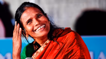 ২০১৯ স্বপ্ন করেছিল সত্যি, ২০২০ ফেরাল অতীতেই, কেমন আছেন রাণু মণ্ডল