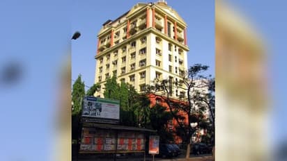 হাসপাতালে ঝুলল 'লক আউট' নোটিস, বিপাকে রোগী ও পরিবারের লোকেরা