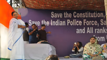 মমতার ধরনা থেকে বাঙালির নোবেল, ২০১৯-এ বাংলার সেরা পনেরো ঘটনা