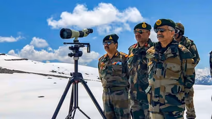 ಪಾಕ್ ಆಕ್ರಮಿತ ಕಾಶ್ಮೀರ ಟಾರ್ಗೆಟ್ ಮಾಡಲು ಸಿದ್ಧ: ಸೇನಾ ಮುಖ್ಯಸ್ಥ!