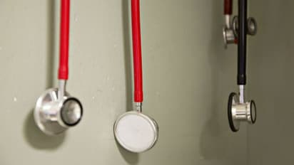 তৃণমূল নেতৃত্বের হস্তক্ষেপে কাটল আনন্দলোক জট, ফের খুলল হাসপাতাল