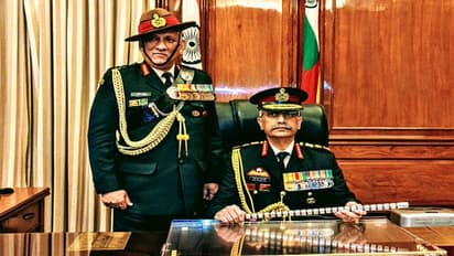 ಜ| ನರವಣೆ ಹೊಸ ಸಶಸ್ತ್ರ ಪಡೆ ಮುಖ್ಯಸ್ಥ?, ಮೋದಿ ಸಭೆಯಲ್ಲಿ Bipin Rawat ಉತ್ತರಾಧಿಕಾರಿ ಬಗ್ಗೆ ಮಾತು!