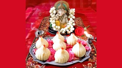 শ্রাবণের বুধবারে এই বিশেষ নিয়মে গণপতির পুজো, কখনও ভুগতে হবে না অর্থকষ্টে