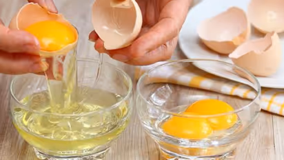 പുരുഷന്മാര്‍ കഴിക്കേണ്ടത് മുട്ടയുടെ വെള്ള; കാരണം ഇതാണ്...